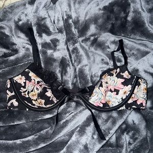 Victoria Secret Unlined Demi Bra